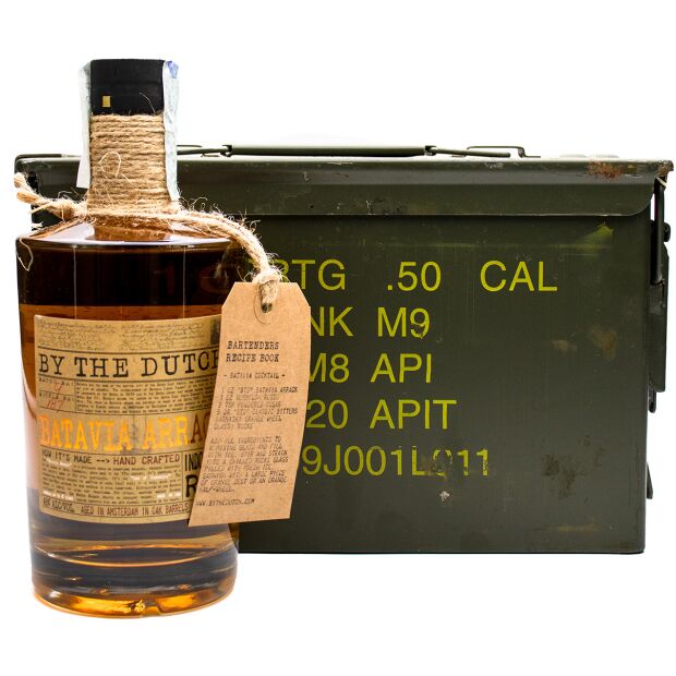 Cargo Cult Arrak Rum in Munitionskiste